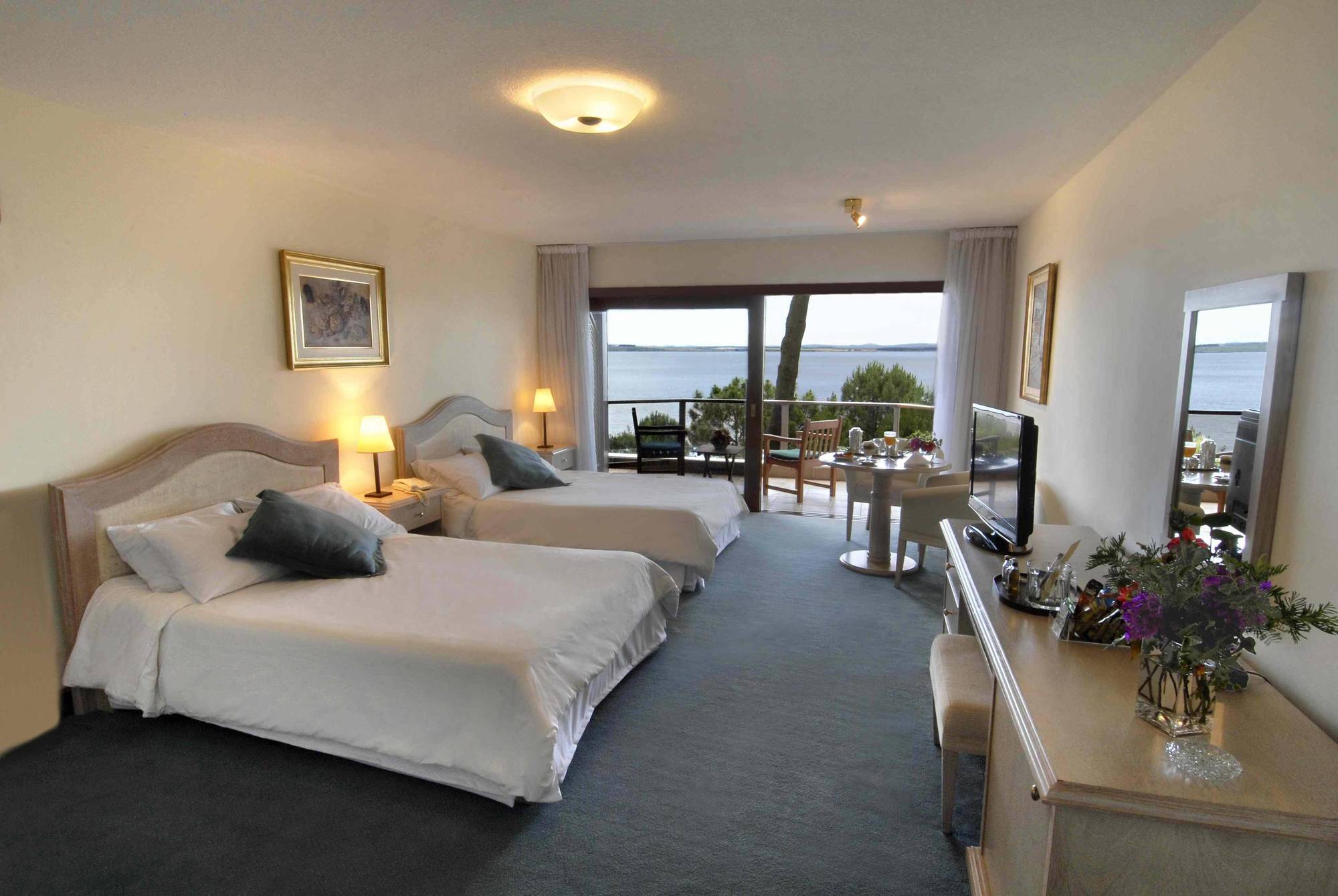 Hotel Del Lago Golf & Art Resort Punta Ballena Pokoj fotografie